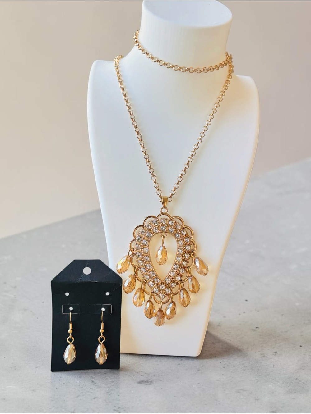 Monet sparkly Gold-Tone Teardrop Crystal Chandelier Necklace & Earrings